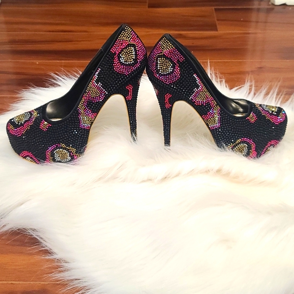 Special Occasion shoes size 9 & 6 inches heels 👠Great for Halloween